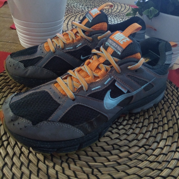 Nike structure 13 Trail size 8 - Picture 3 of 13